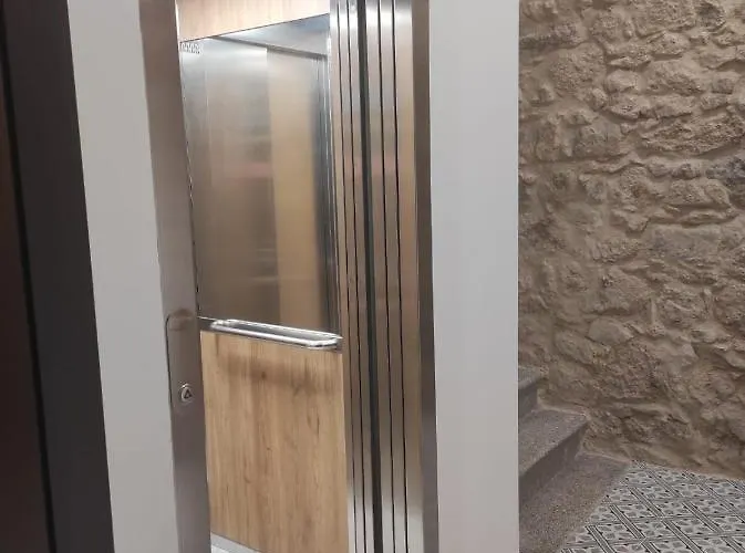 Costanilla Turismo 아파트